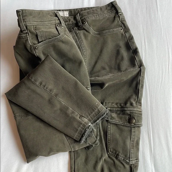 Free People Olive Green Cargo Pants - Picture 3 of 6